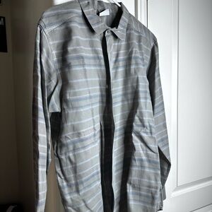 Columbia Gray Striped Casual Button Down Shirt